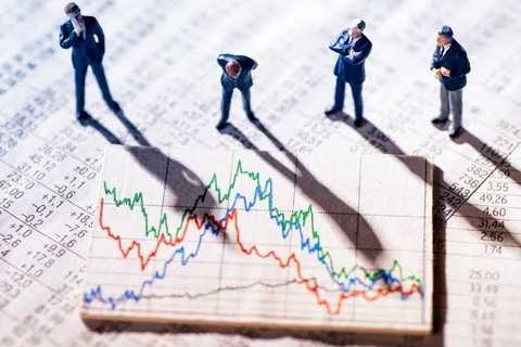 How Trade Talks and Tariffs Drive Stock Market Volatility in 2025